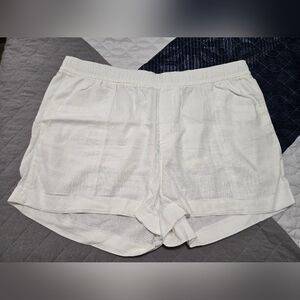 Women's Old Navy Brand White Linen Drawstring Waist Shorts